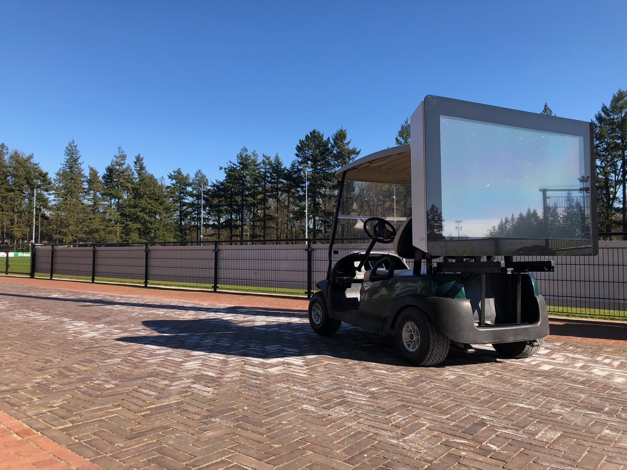 Touchscreen golfkar los